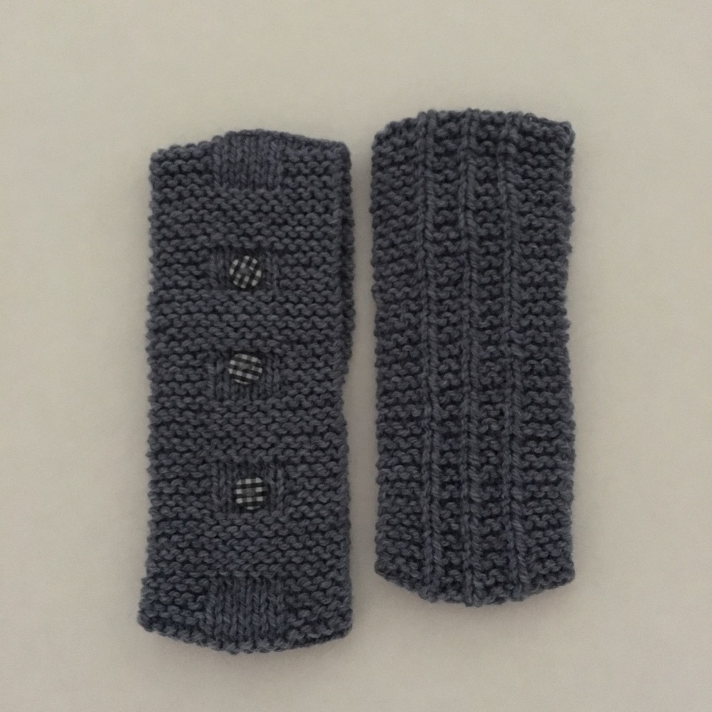 Hand knitted stretchy headband